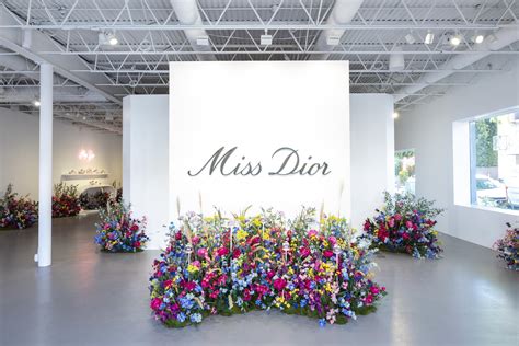 miss dior pop up los angeles